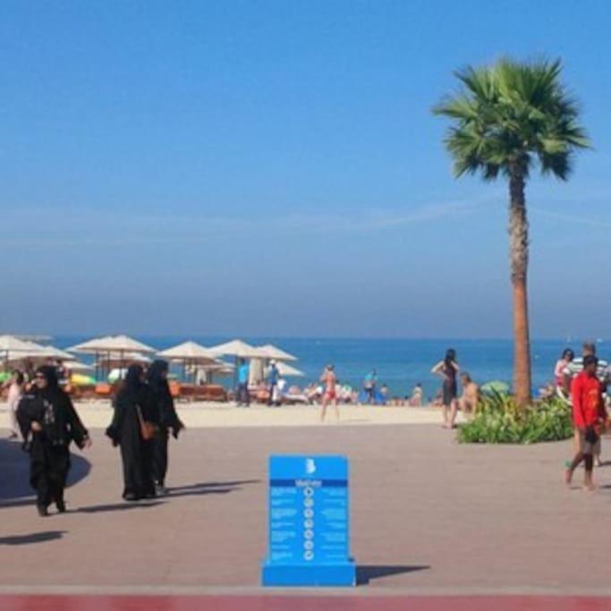 Apartment 2br Jumeirah Front *