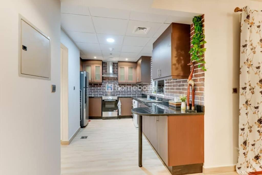 Apartemen Huge With Full Kitchen