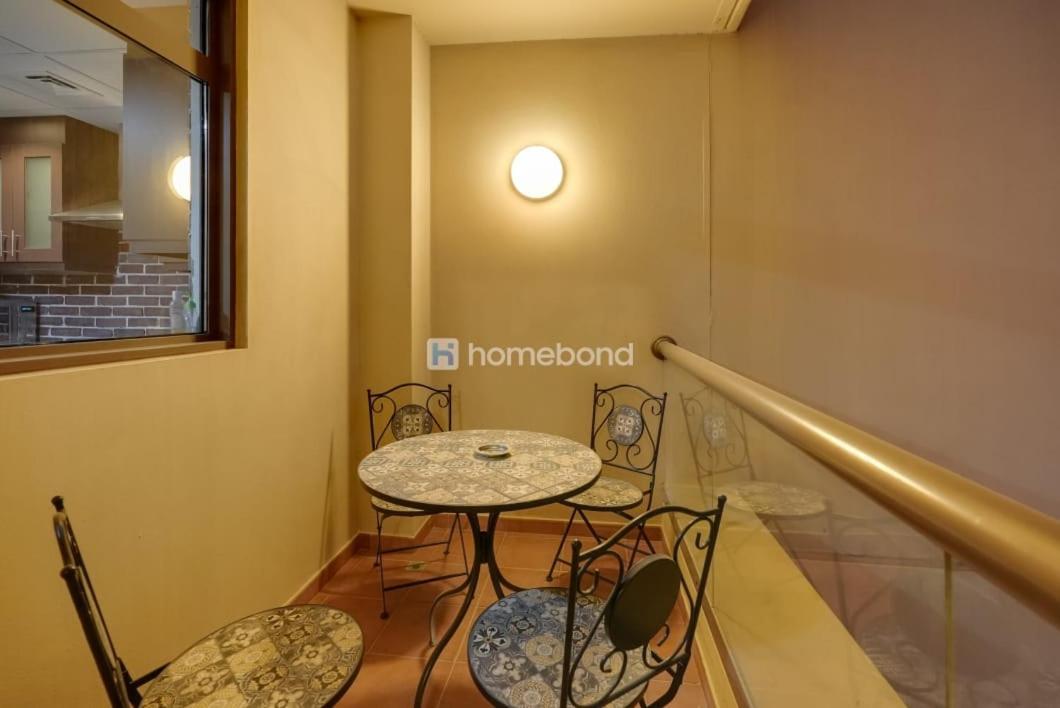 Apartemen Huge With Full Kitchen *