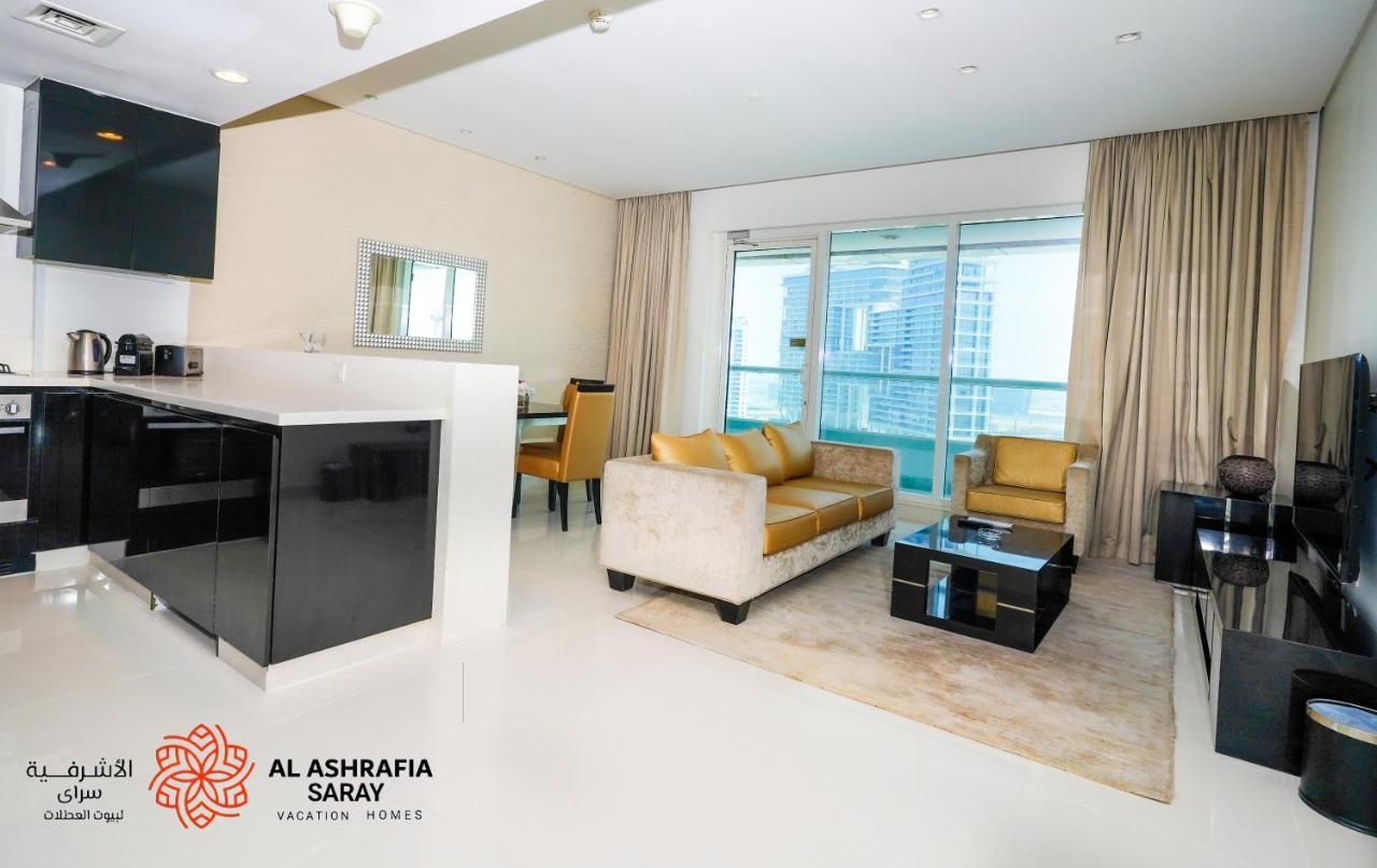 Apartamento Alashrafia Saray - Superb 1 Bedroom In Canal Views Dubái