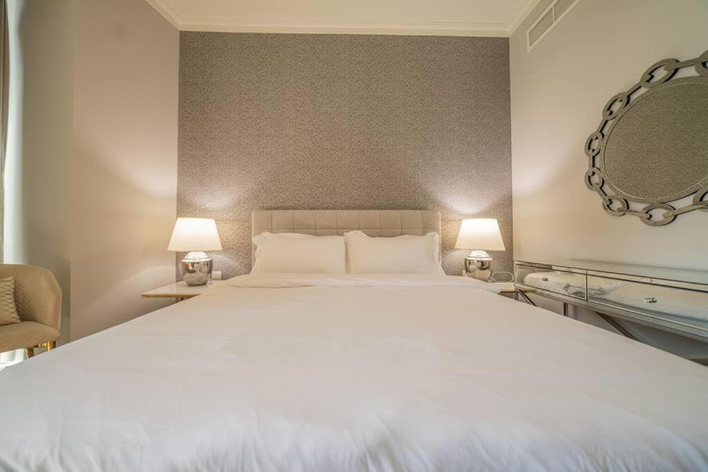 First Class 3br With Full Burj Khalifa And Fountain View Dubái