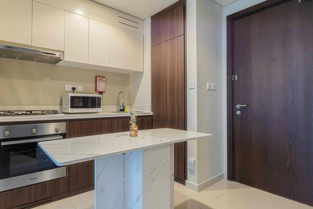 Apartamento Turquoise - Downtown 1 Bedroom Business Bay - Canal View *