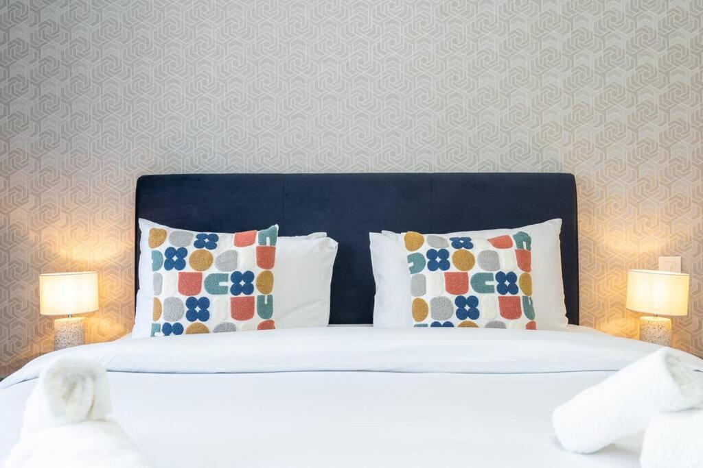 Appartement Colorful Geometric In Marina *