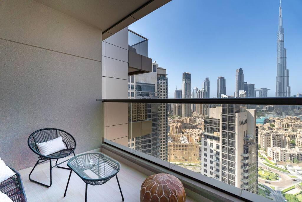 Apartamento Romantic Hideaway W Breathtaking Burj Khalifa View Dubái