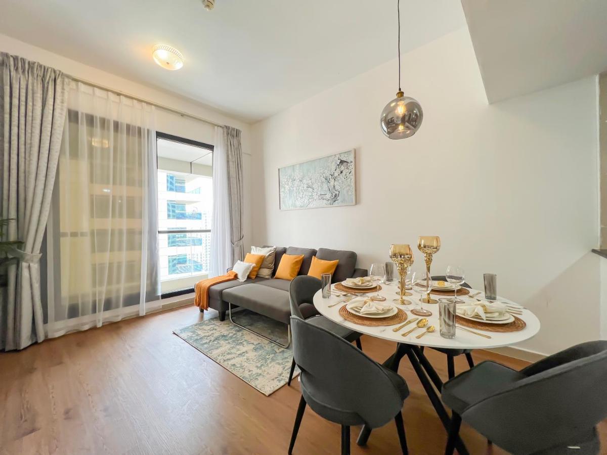 Charming 1br With Stunning Sea&marina Views Dubai