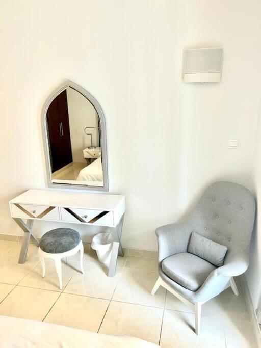 Appartamento Brand New Marina Opal Huge 1br Dubai