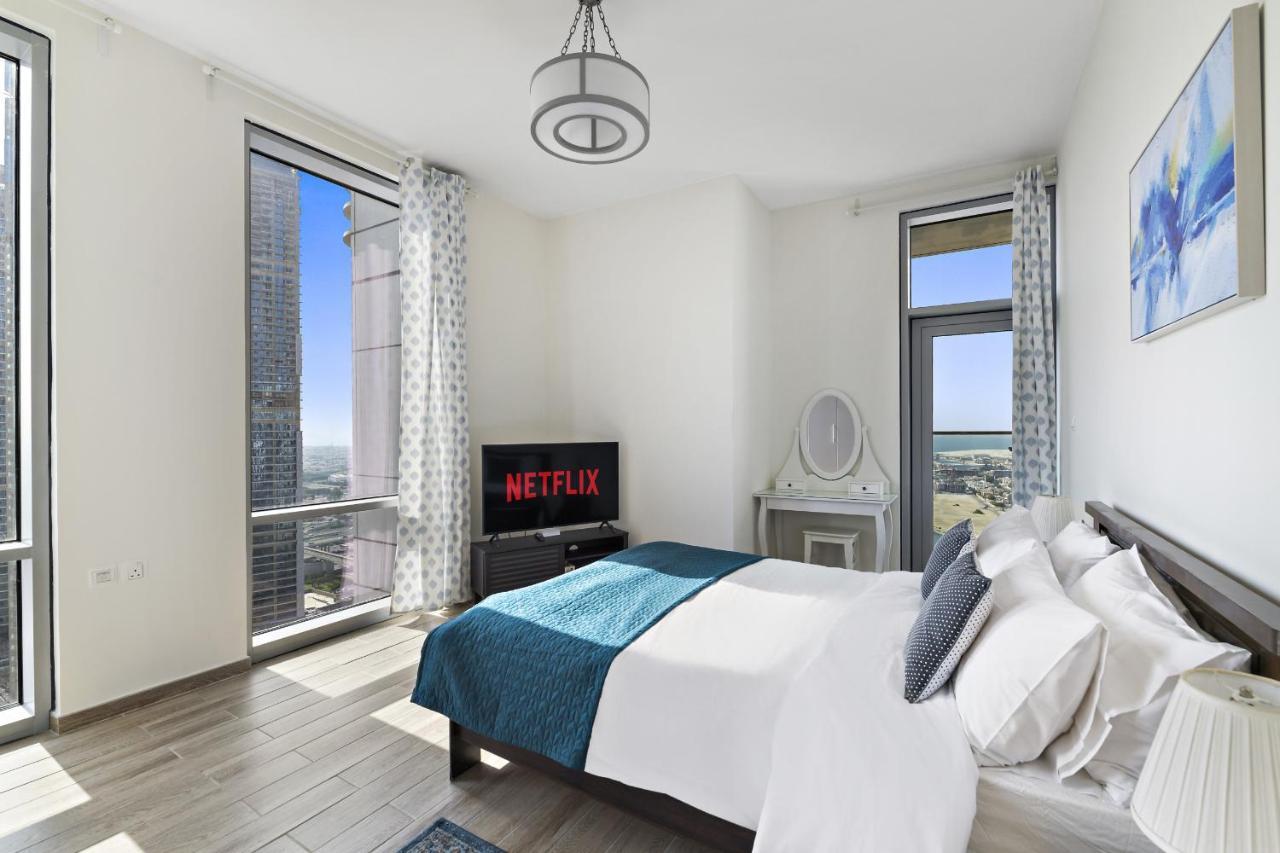 Vayk - Spacious Two Bedroom Near Canal Dubai