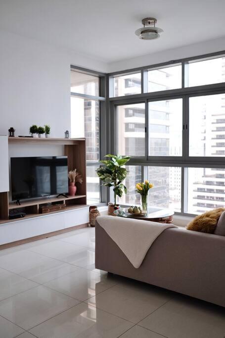 Stunning Canal And Palm View 'best Unit' Appartamento