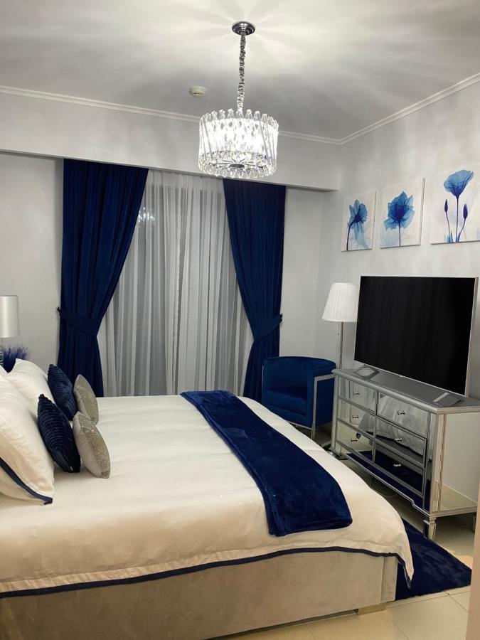 Lux Burj Views -boulevard -prime Location Downtown Apartamento Dubái