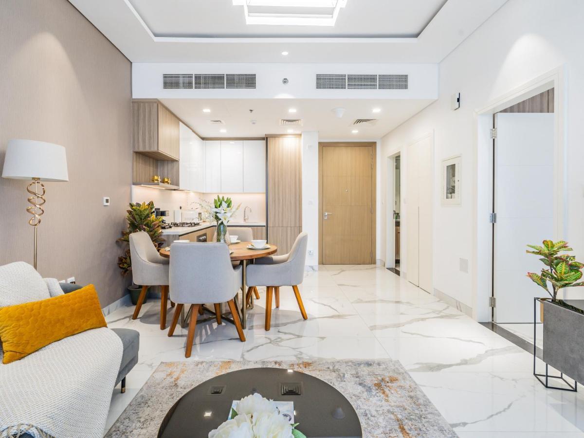 Appartement Charming With Balcony Near Hills Park Dubaï