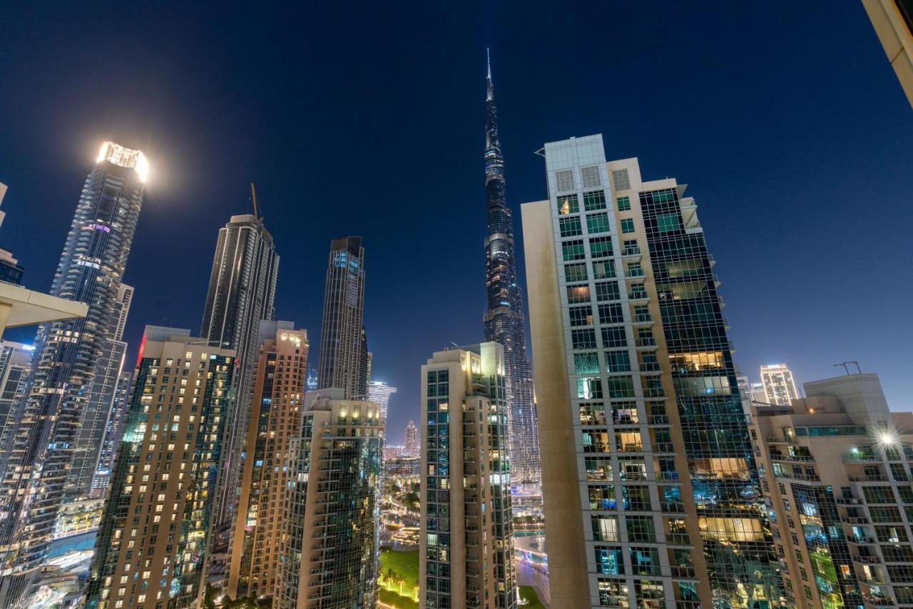 Apartment Ultimate / Burj Khalifa View / Downtown / 3 Beds Luxury / 2 Balconies *