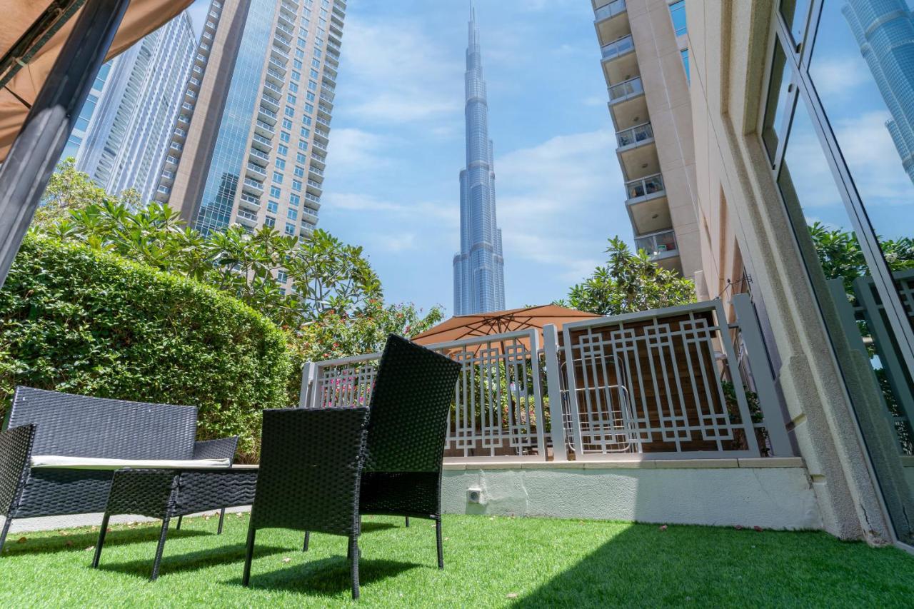 Terrace Balcony Burj Khlaifa View Fast Wifi Apartment Dubai
