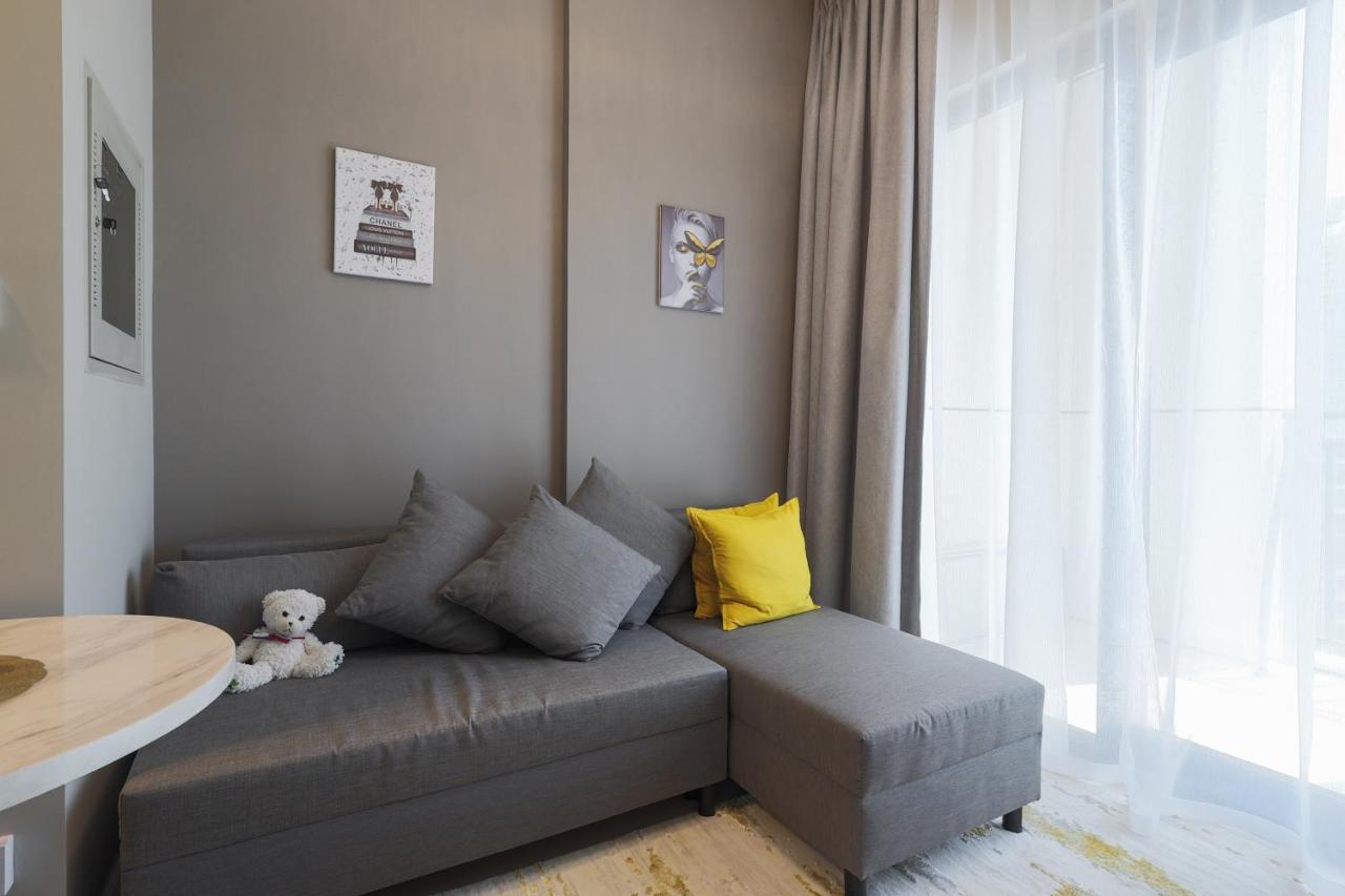 Business Bay 1 Bedroom With Canal View Dubaï