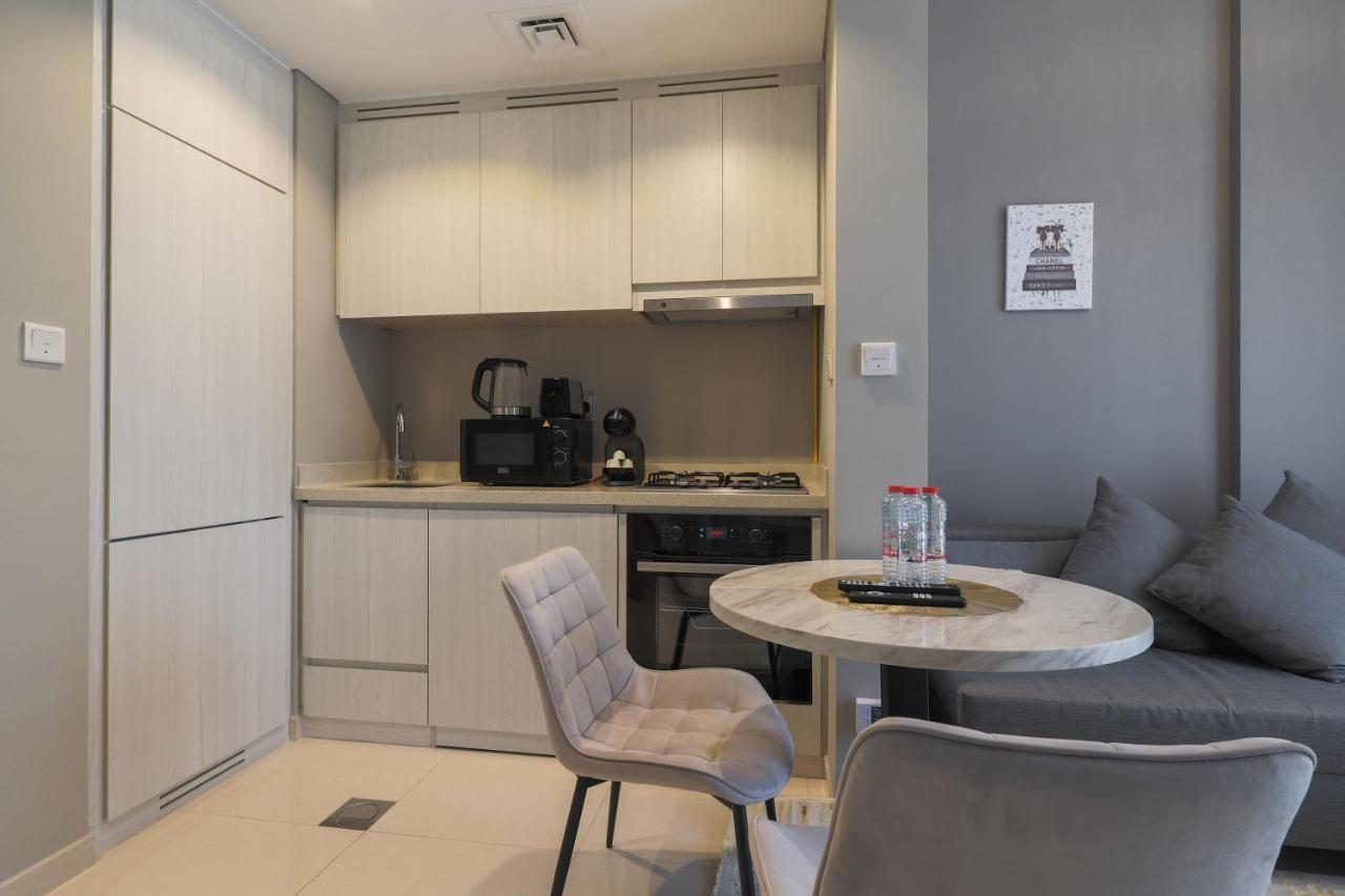Appartement Business Bay 1 Bedroom With Canal View *