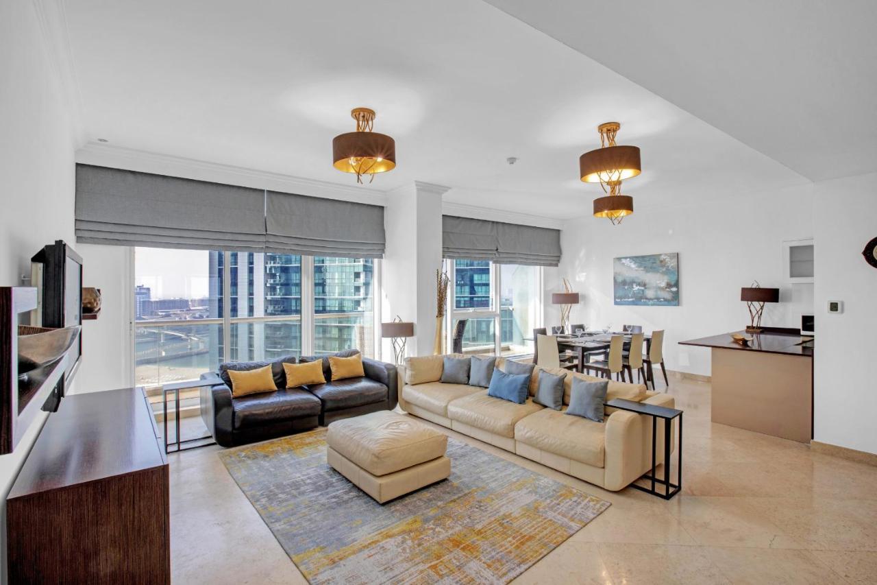 Vayk - Modern Four Bedroom With Sea View In Marina *