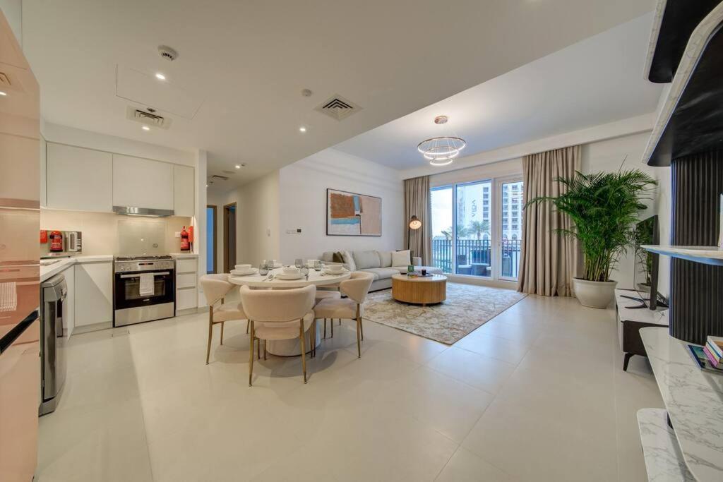 Spacious L Brand New L Great Amenities Appartement Dubai