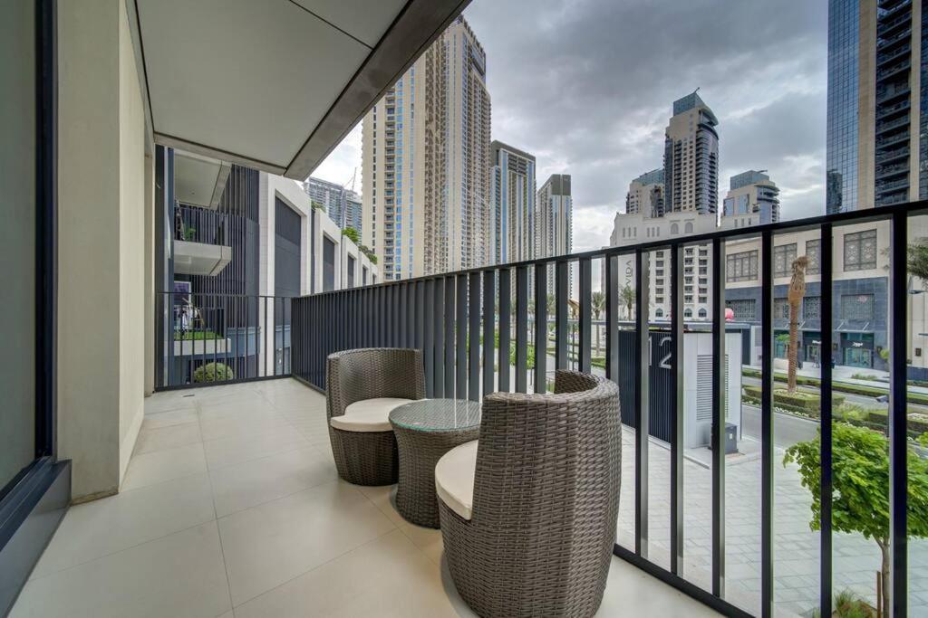 Spacious L Brand New L Great Amenities Appartement *