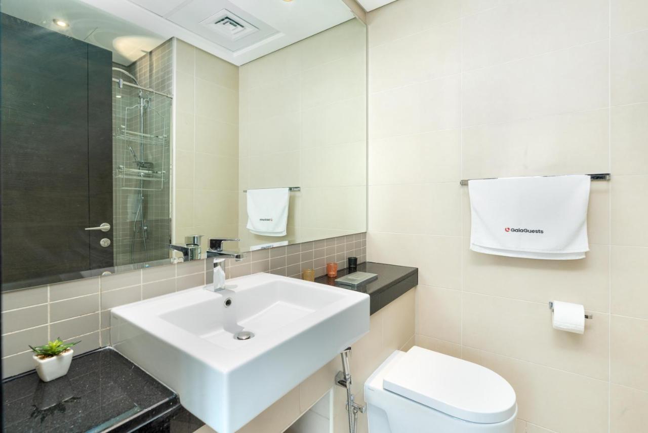 Exquisite 1 Bedroom Marina View * Dubaï