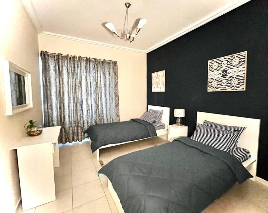 Appartement Cheerful 3 Bedroom *