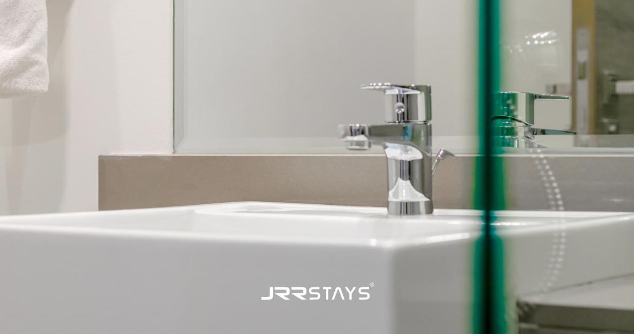 Appartement Sleek & Modern - In Jvc *