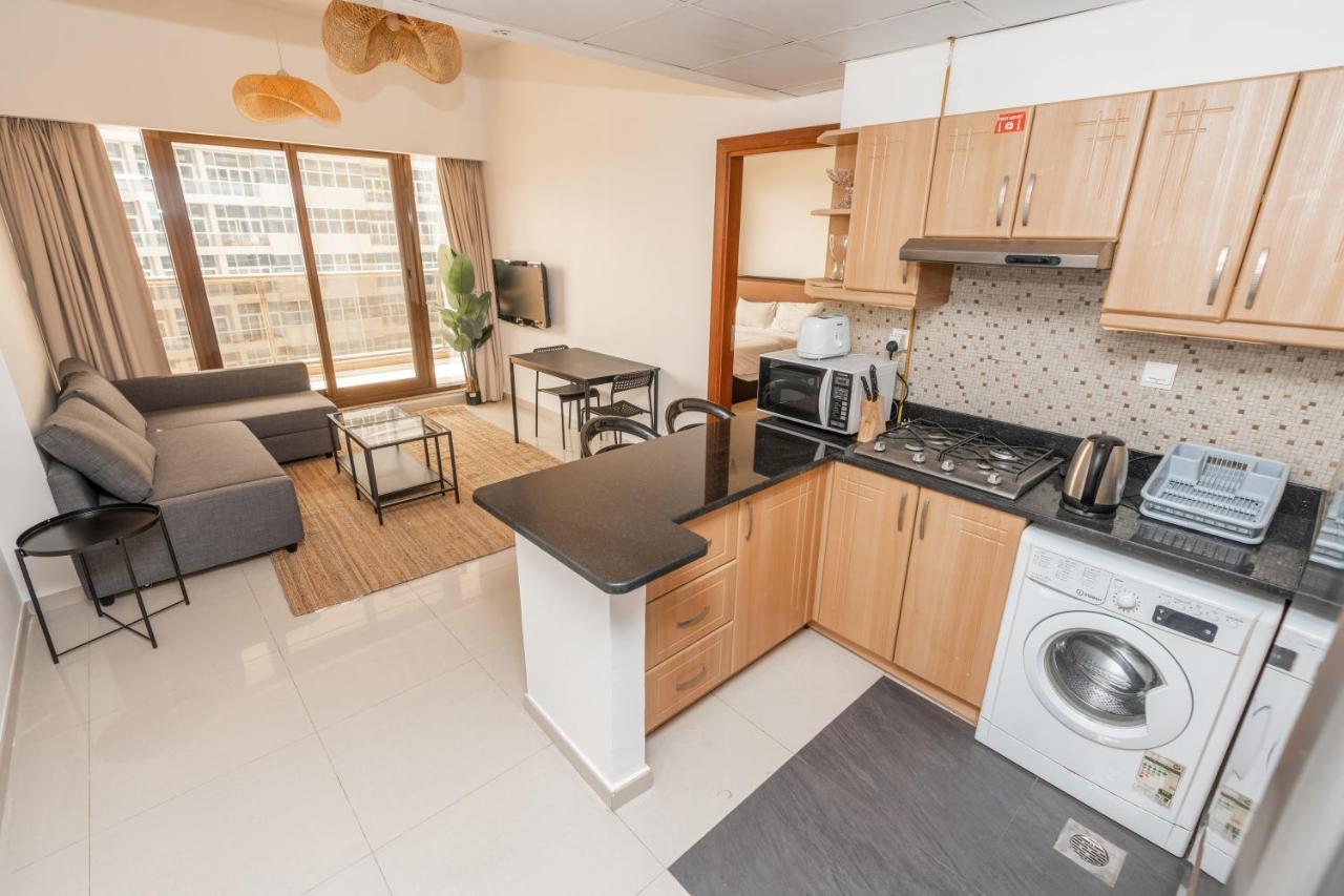 Apartment Residences At Elite Sports City Dubai