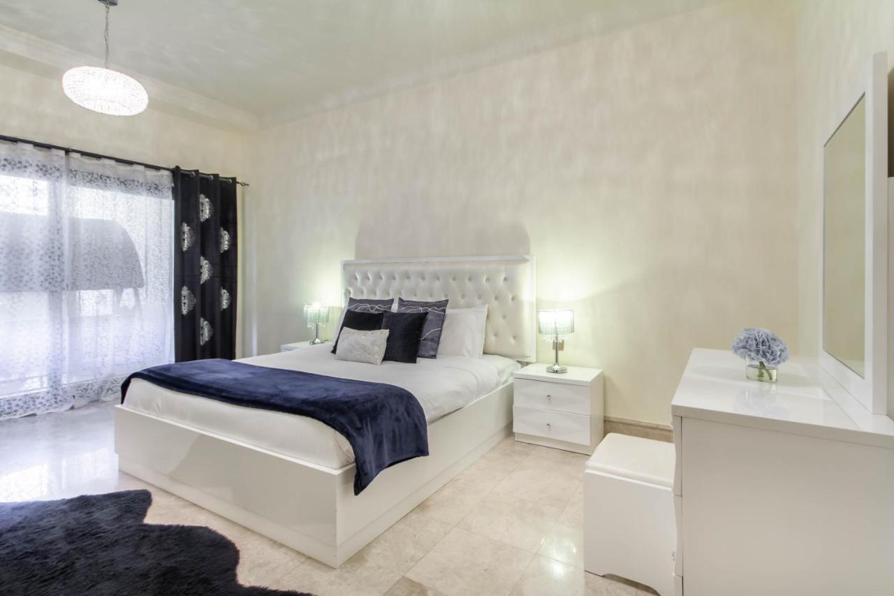 Apartamento Bespoke Homes - Palm Jumeirah- 1 Bedroom Fairmont North Dubái