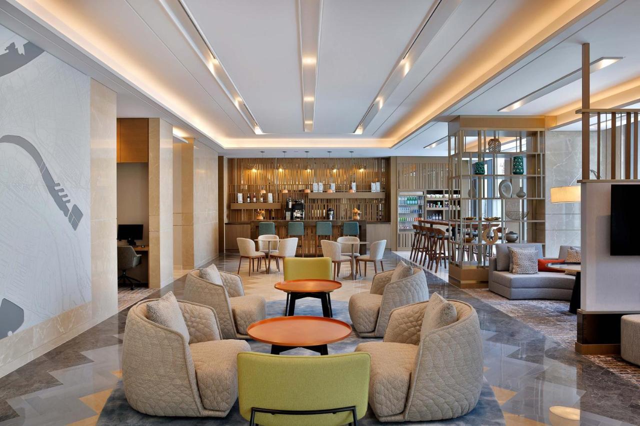 Hotel Courtyard By Marriott Culture Village, Dubái