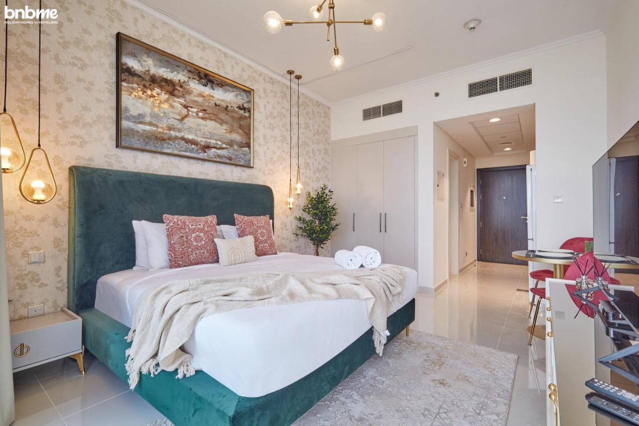 Bnbmehomes - Damac Hills - Carson Tower *