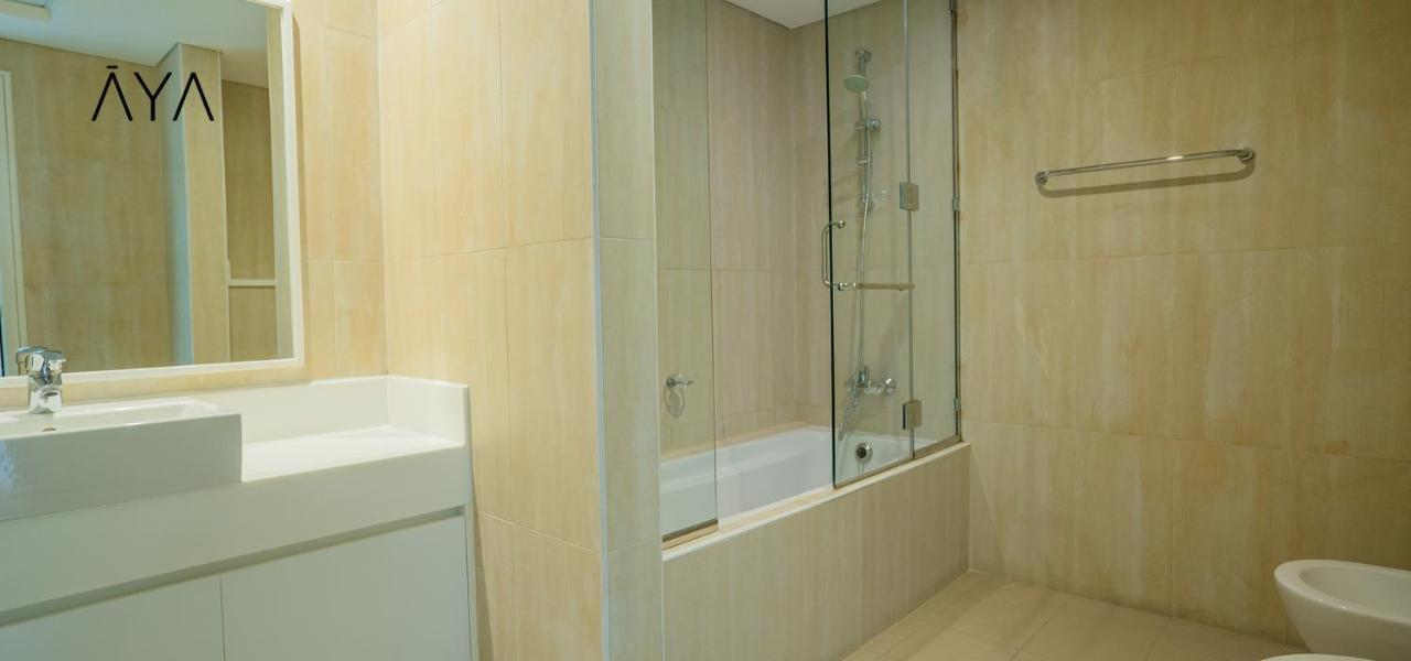 Beachfront Bliss 1br In Marina Apartamento *