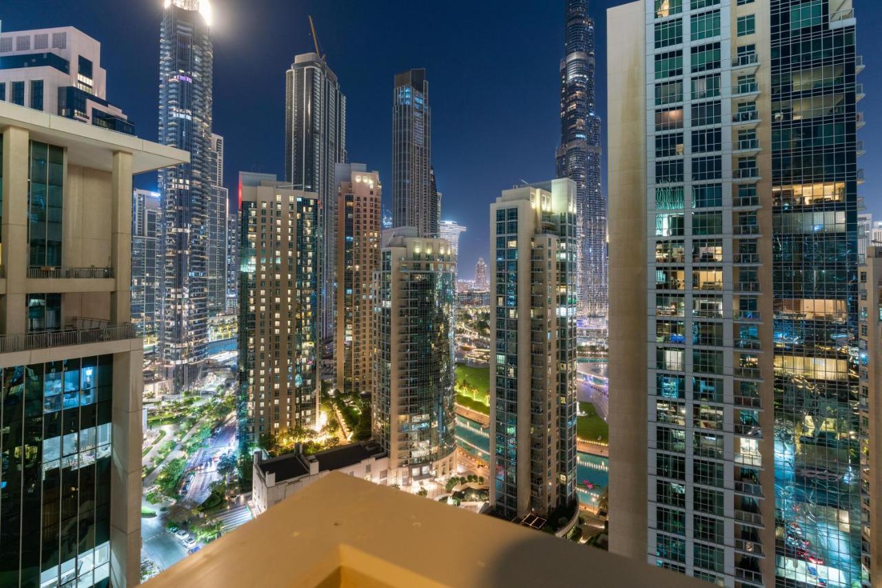 Ultimate / Burj Khalifa View / Downtown / 3 Beds Luxury / 2 Balconies * Dubai