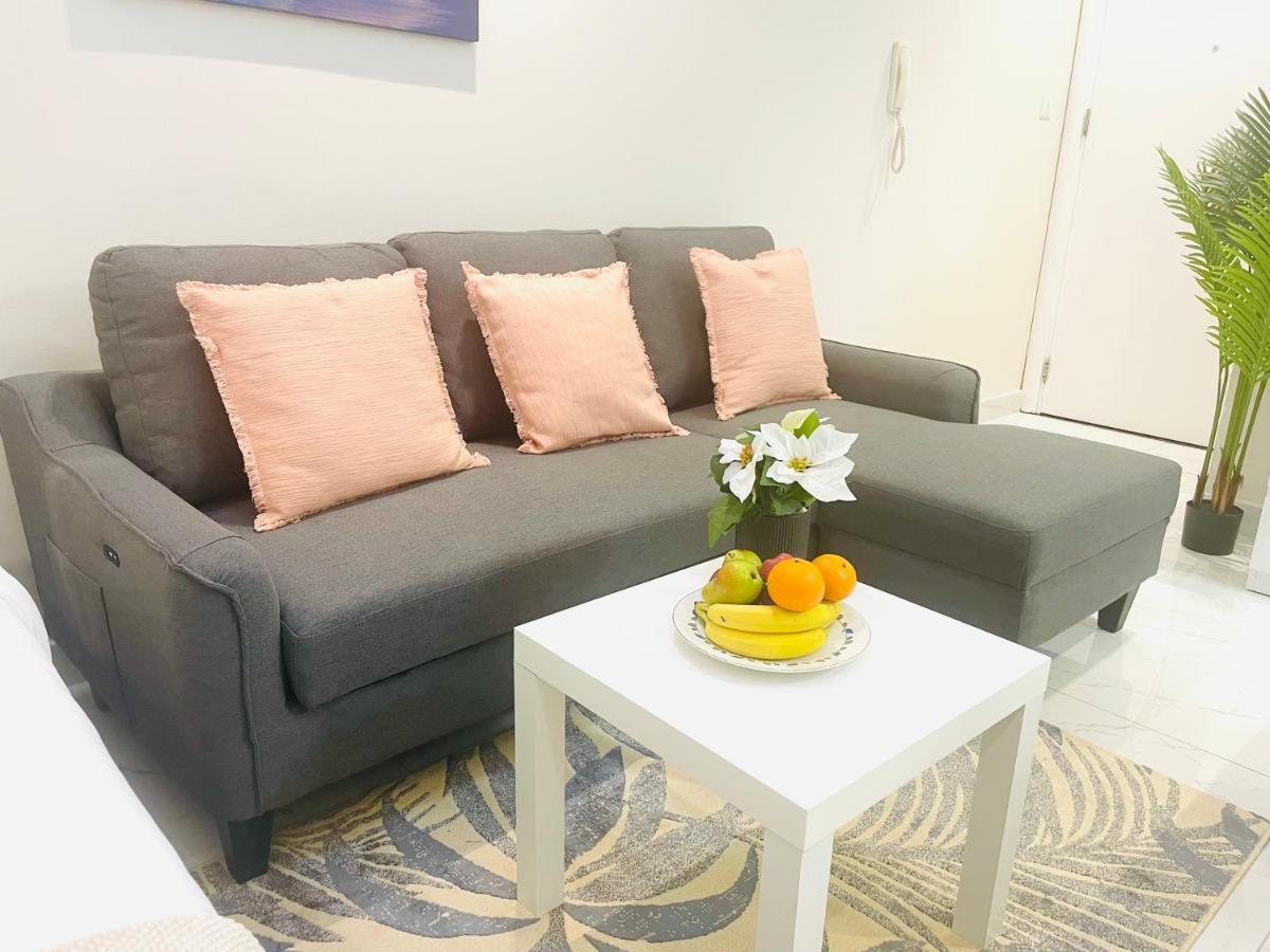 Diamond Plaza - 1br In Marina Apartment *