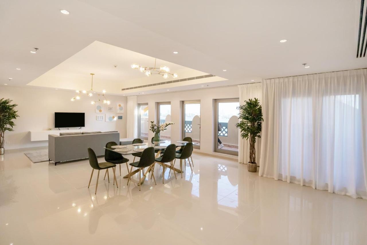 Apartment Fam Living - Palm Jumeirah Sarai - Private Beach