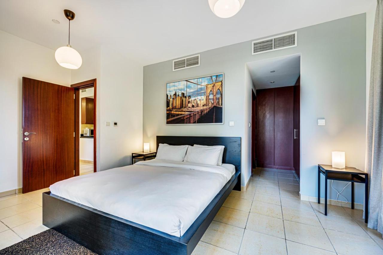 Big In Murjan, Jbr. Near The Beach Apartemen