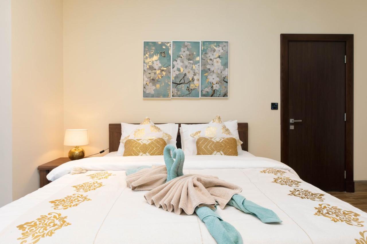 Lägenhet Simply Comfort In J One Tower Dubai