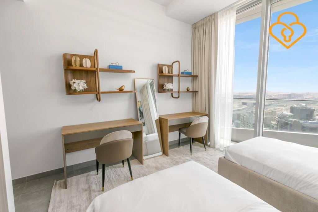 Keysplease Luxury 3 B/r Fascinating Sea & Marina Views Appartement