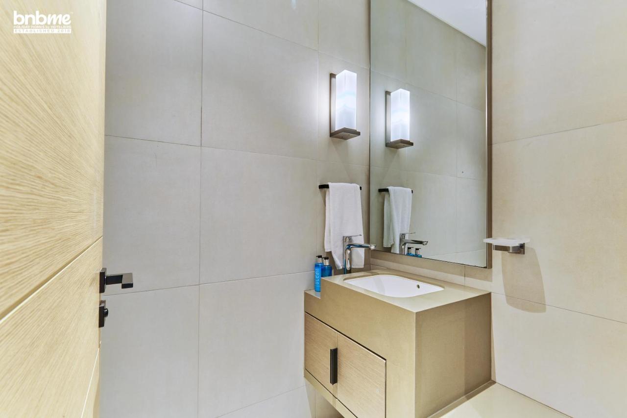 Bnbmehomes - Rare Full Sea View At Address - 3601 Dubái