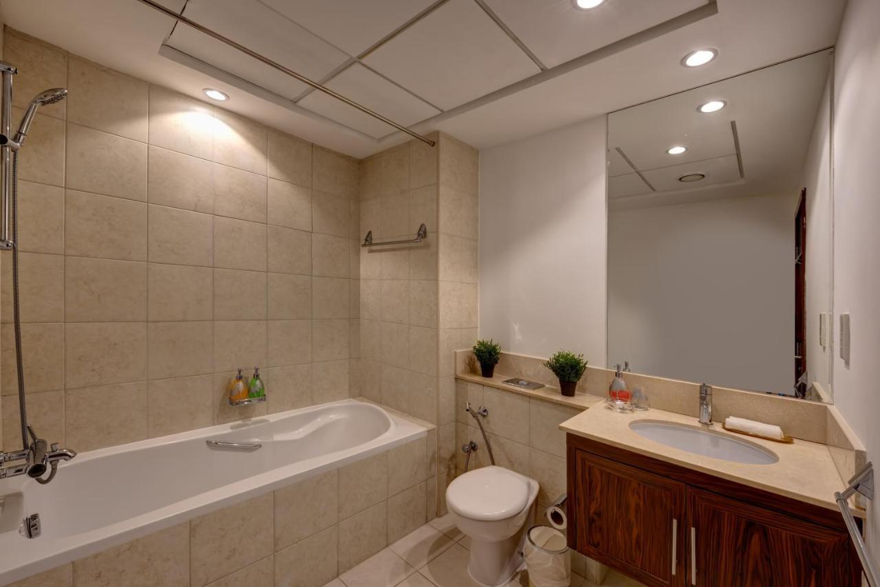 Lejlighed Durrani Homes - Supreme 5br Besides Mall With Burj Khalifa And Fountain View