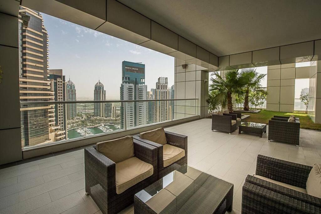 Beautiful 1br At Botanica Tower With Sunset View Marina *
