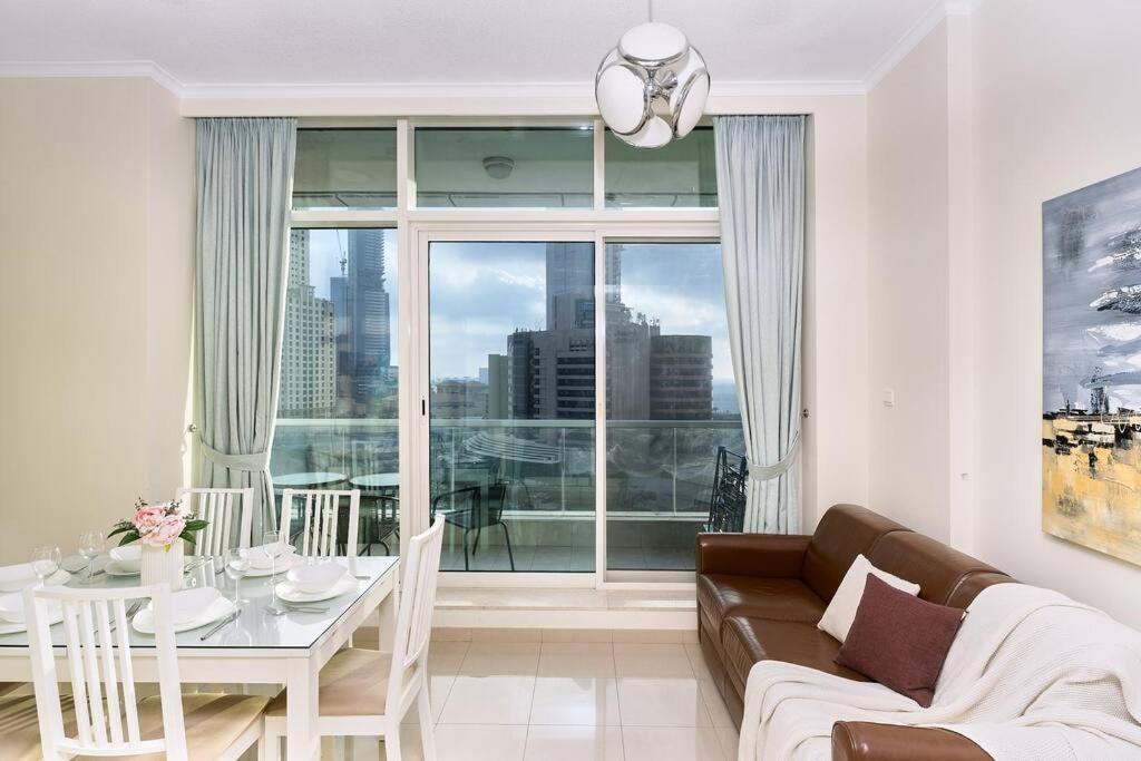 Beautiful 1br At Botanica Tower With Sunset View Marina Apartemen Dubai