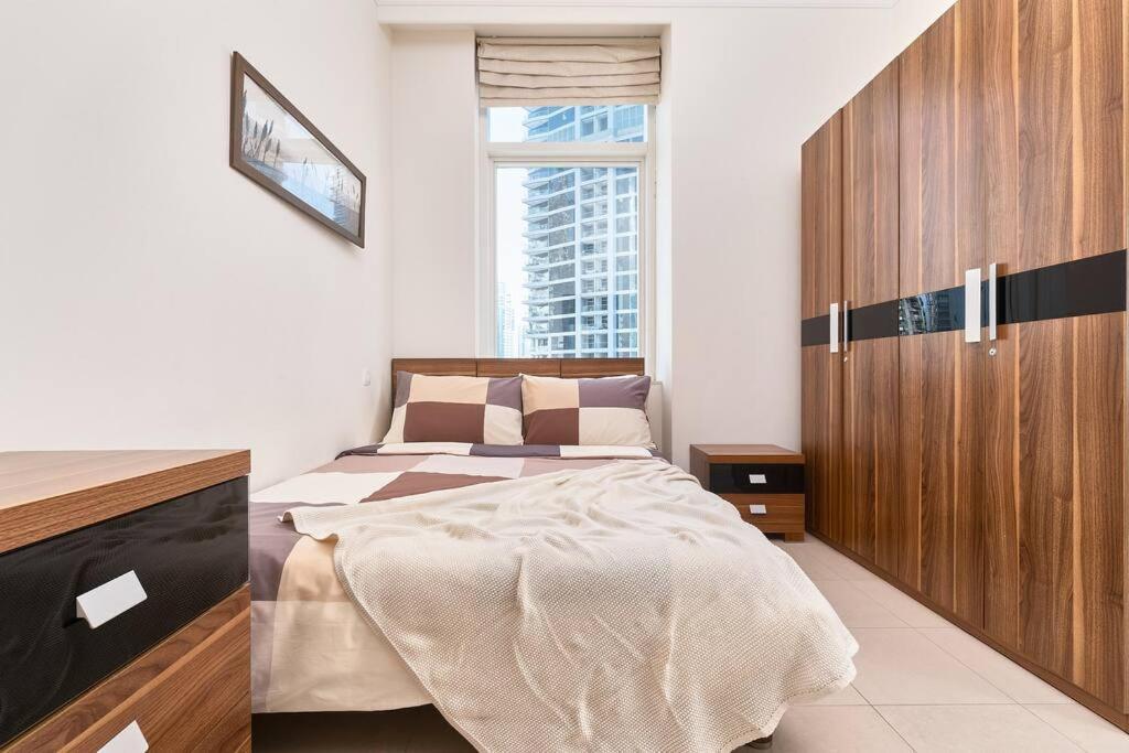 Apartemen Beautiful 1br At Botanica Tower With Sunset View Marina