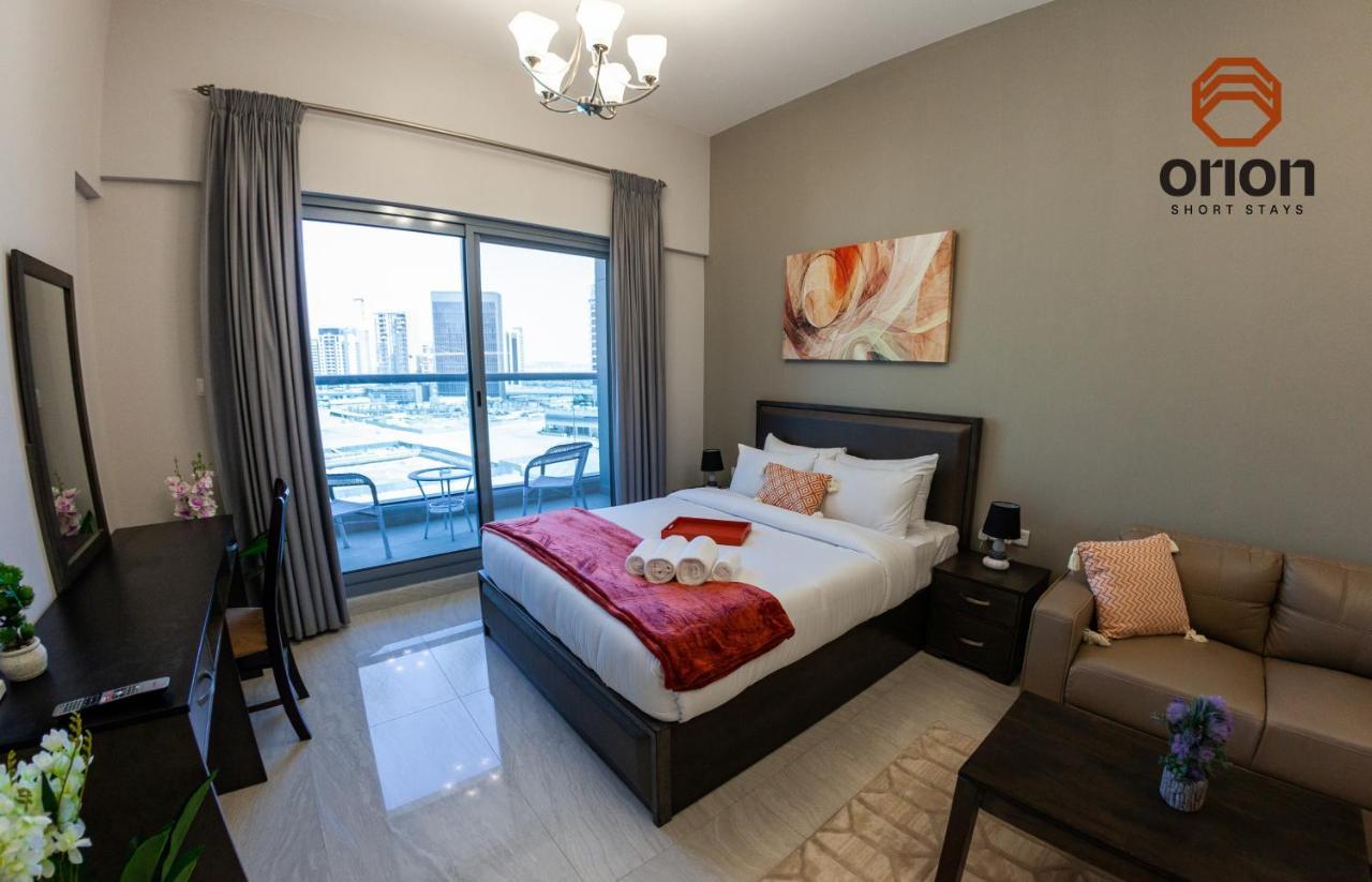 Apartamento Canal View Studio: Mall Proximity & Luxury Amenities