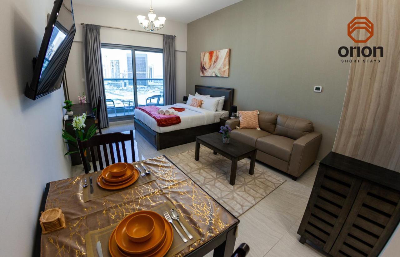 Apartamento Canal View Studio: Mall Proximity & Luxury Amenities *