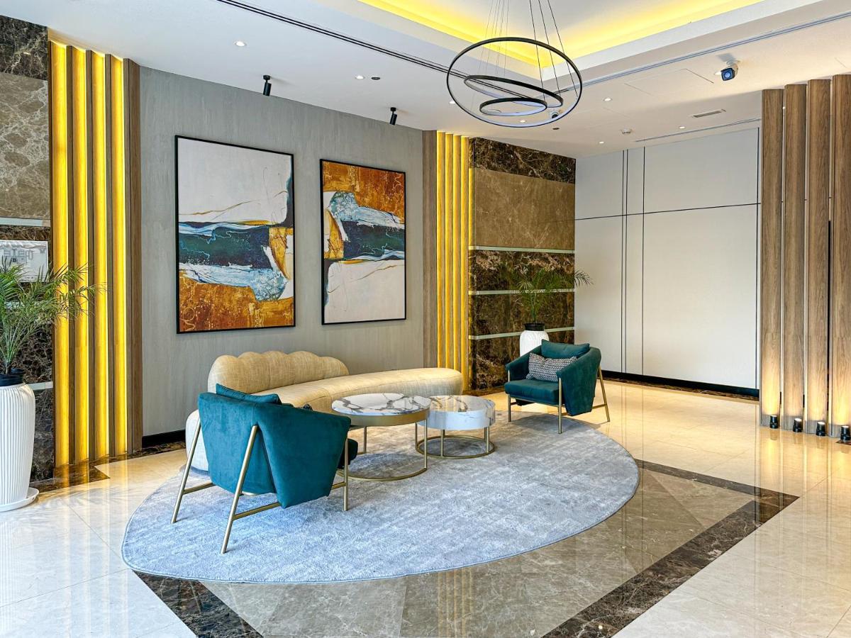 Higuests - Views From 2 Bedroom In Jlt *