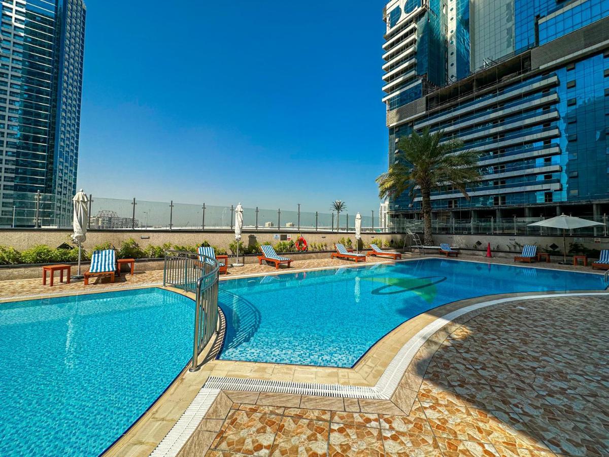 Higuests - Views From 2 Bedroom In Jlt Appartement Dubai