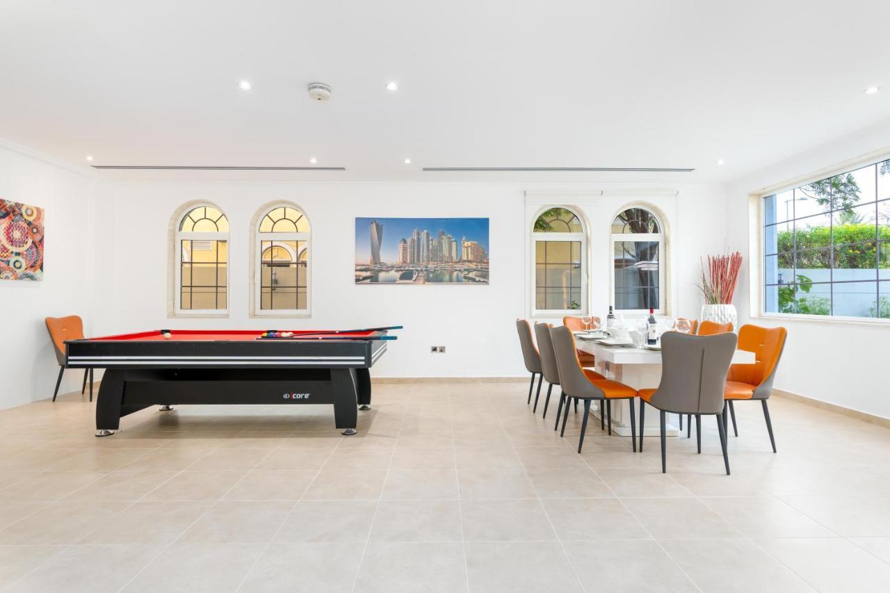 Appartement 6 Plus 1 Bdr Jumeirah Park With Amz Climatized Huge Private Pool - 5 Min From Jbr Beach Dubai