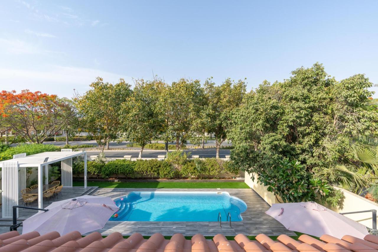 Appartement 6 Plus 1 Bdr Jumeirah Park With Amz Climatized Huge Private Pool - 5 Min From Jbr Beach