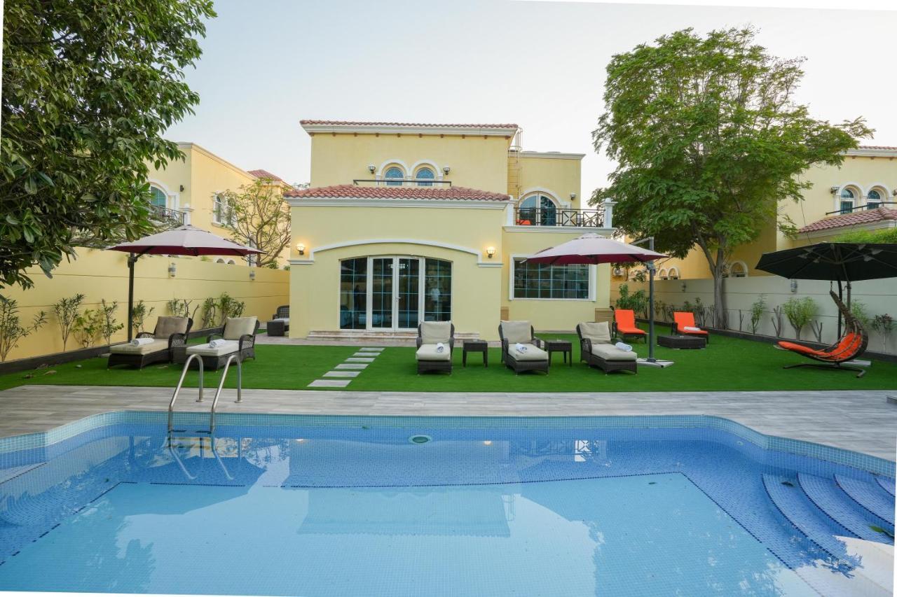 Marina Up 20 Guest Huge Private Pool Villa Dubái