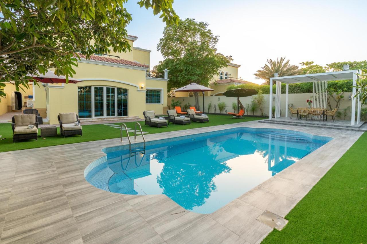 6 Plus 1 Bdr Jumeirah Park With Amz Climatized Huge Private Pool - 5 Min From Jbr Beach Appartement *
