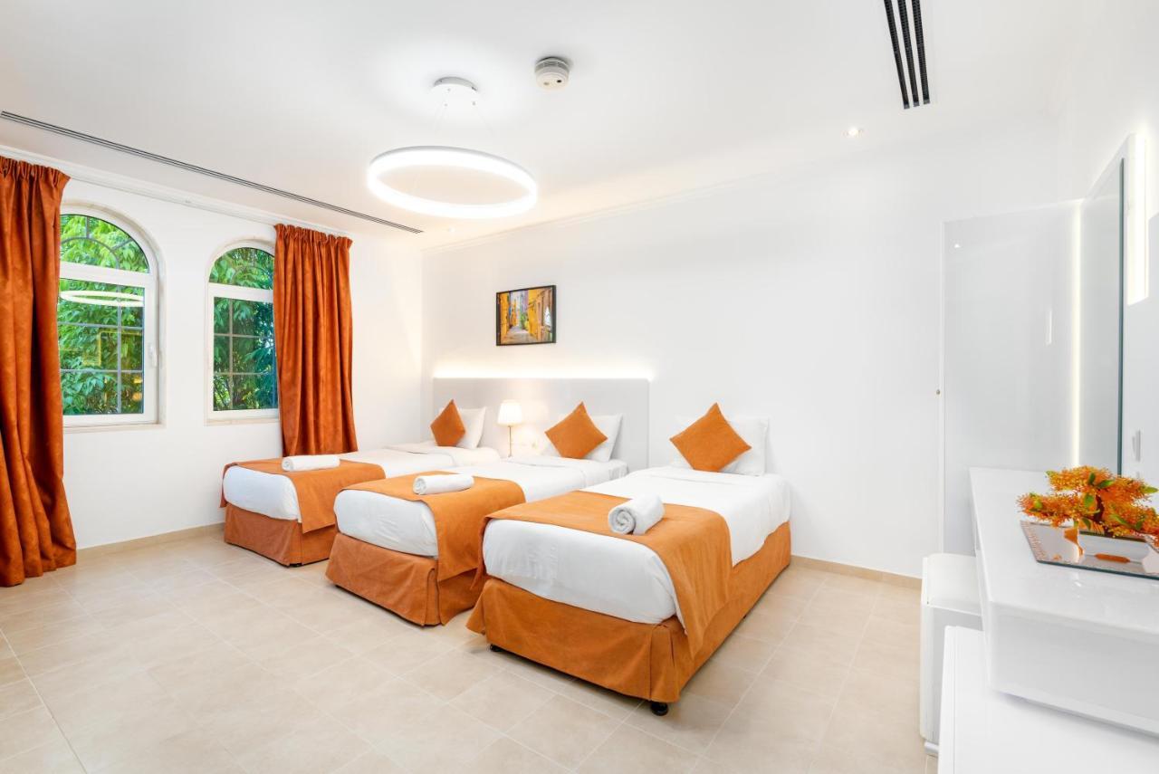 6 Plus 1 Bdr Jumeirah Park With Amz Climatized Huge Private Pool - 5 Min From Jbr Beach Appartement *