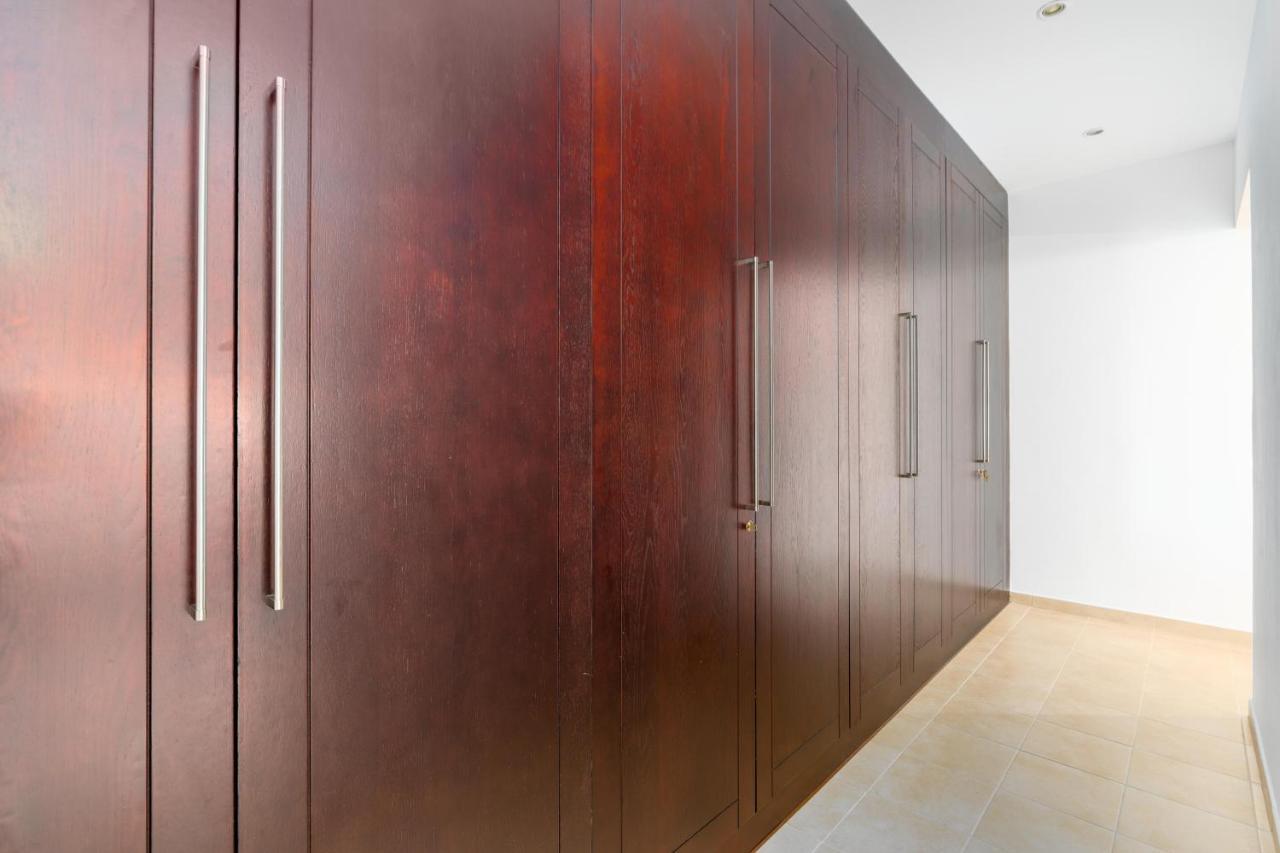 6 Plus 1 Bdr Jumeirah Park With Amz Climatized Huge Private Pool - 5 Min From Jbr Beach Appartement *